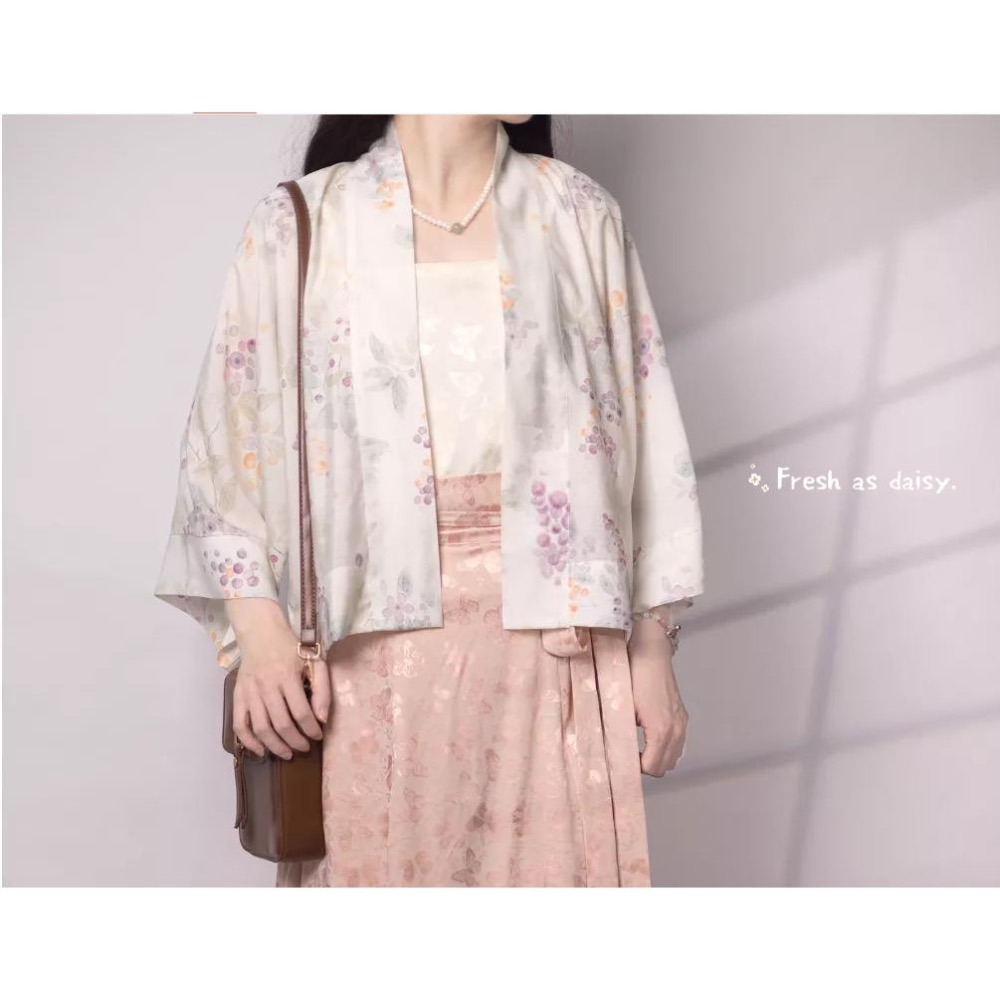 ｜春日醒｜白鳶🌼改良式漢服日常漢服漢服女裝上衣漢服外套開衫對襟衫宋制貉袖春夏少女-細節圖6