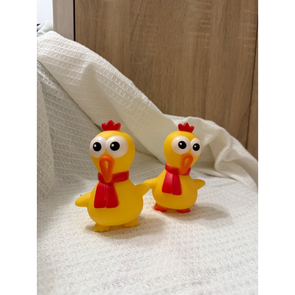 四樣$80/全新皮卡丘/全新水豚君拼圖/二手會叫海豹/尖叫雞二手/-細節圖3