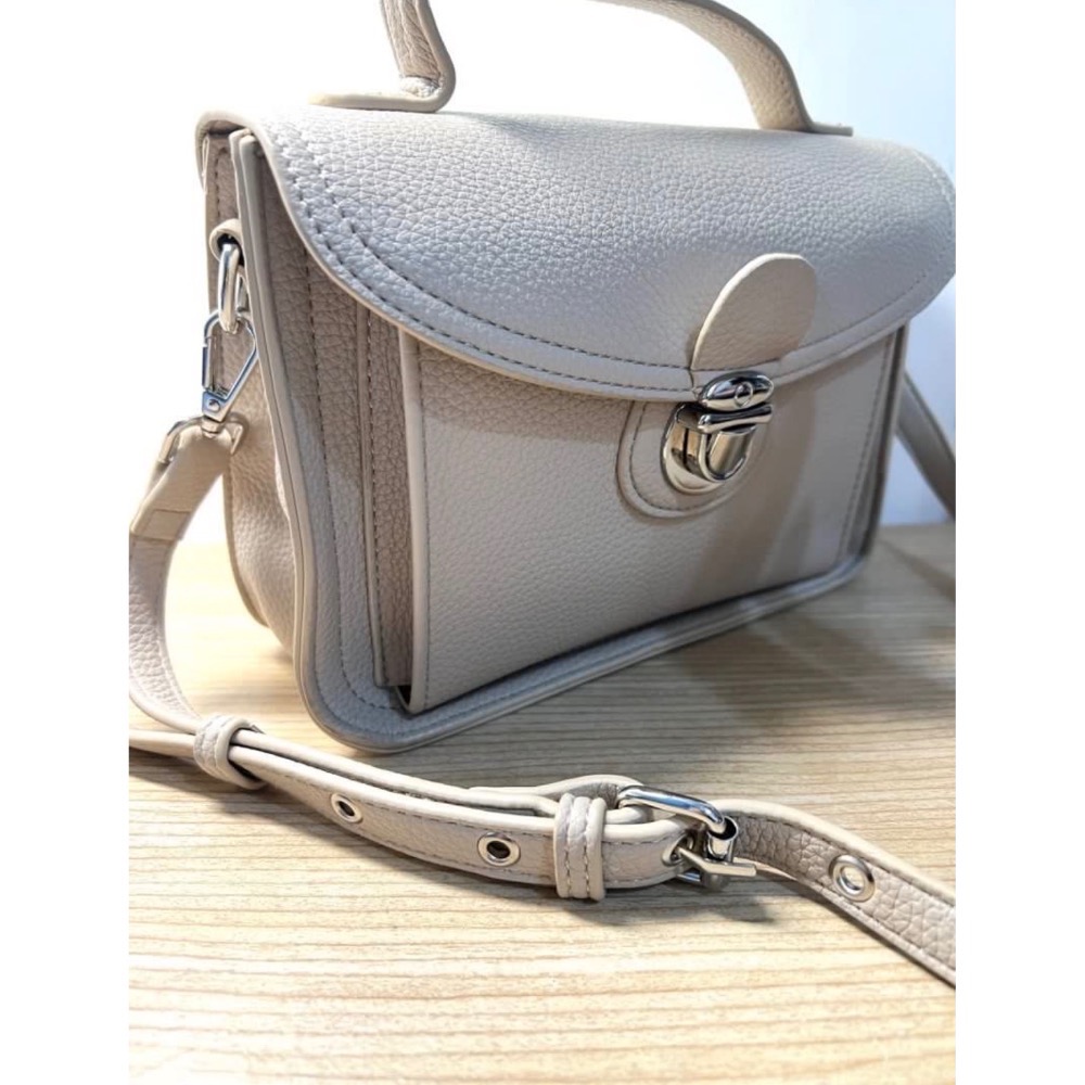 真皮信封方包斜背包/杏色-細節圖3