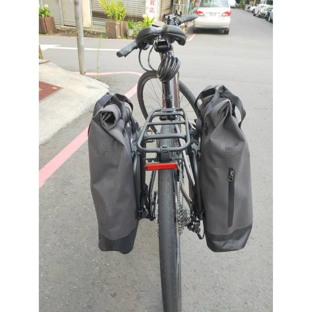 【單車元素】GIANT 捷安特 H2PRO PANNIER 防水 馬鞍袋 馬鞍包 環島袋 環島包 後架 貨架包 (單邊)-細節圖3