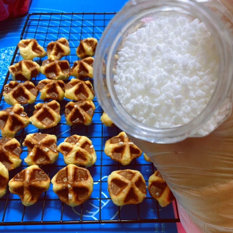 New妞餅舖～小顆&大片  珍珠糖鬆餅-細節圖2