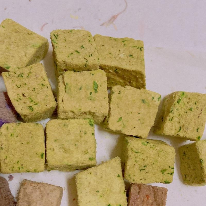 【掉毛怪🚚 蔬菜牛肉粒】蔬果 凍乾 天然手工零食 貓零食 狗零食 凍乾 雞丁 寵物 凍乾 雞肉凍 犒賞 獎勵-細節圖4