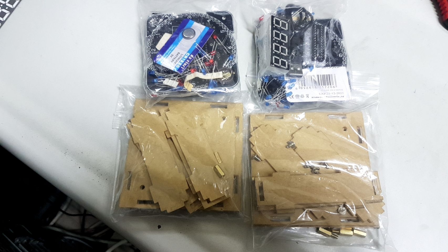 電子時鐘套件C51單片機光控溫度DS1302旋轉LED流水燈DIY製作散件含電池 有外殼散件或成品-細節圖6