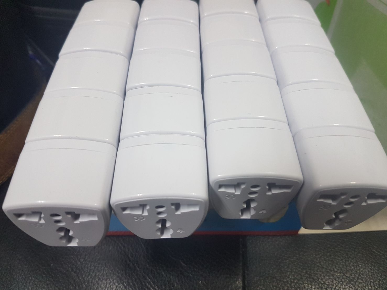 萬用插頭 （兩頭） 全球通用插座 歐規轉美規 國外電器台灣用220V轉110V轉接頭 台中可面交 到貨 200 組 -細節圖4