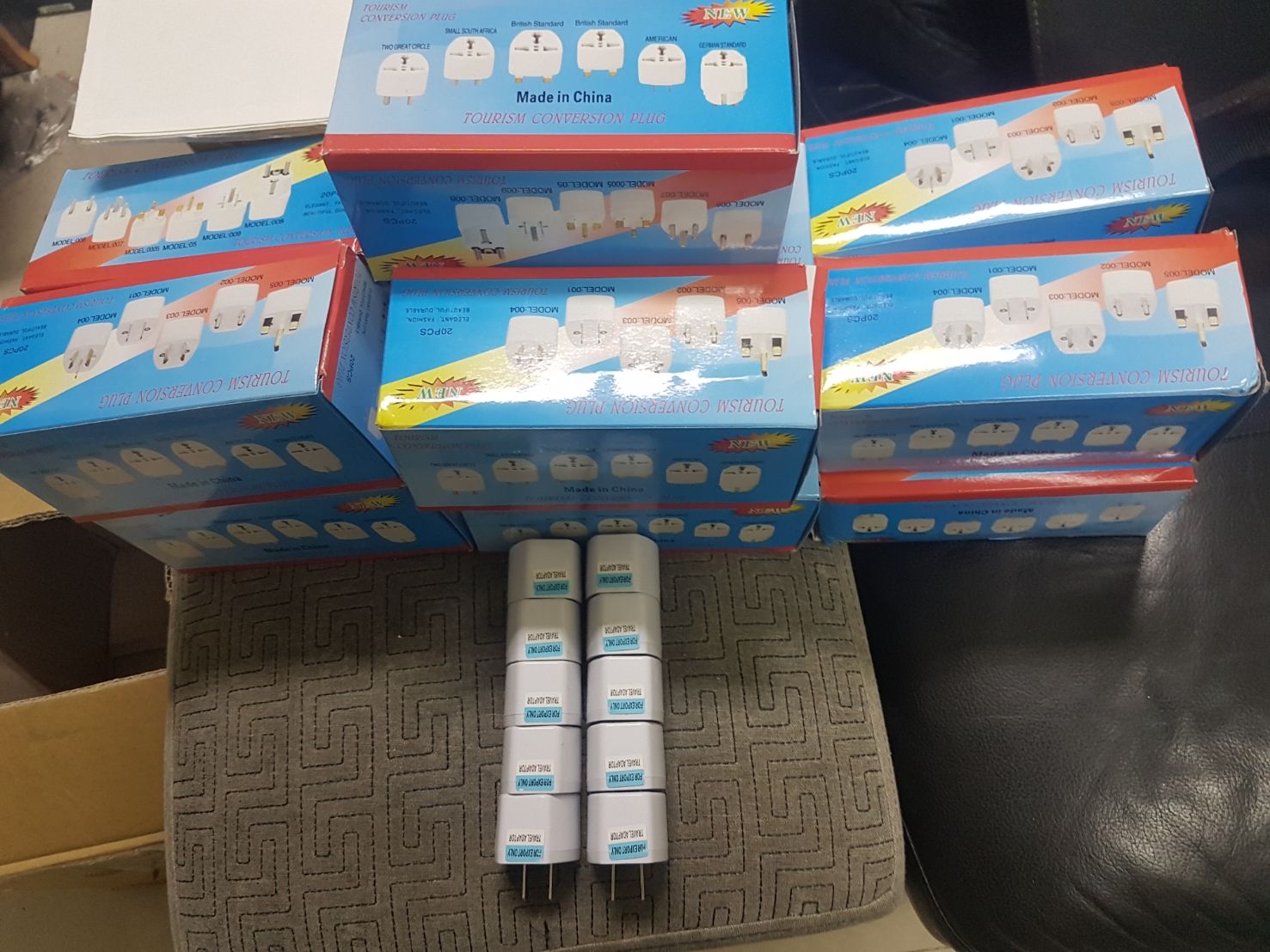 萬用插頭 （兩頭） 全球通用插座 歐規轉美規 國外電器台灣用220V轉110V轉接頭 台中可面交 到貨 200 組 -細節圖7
