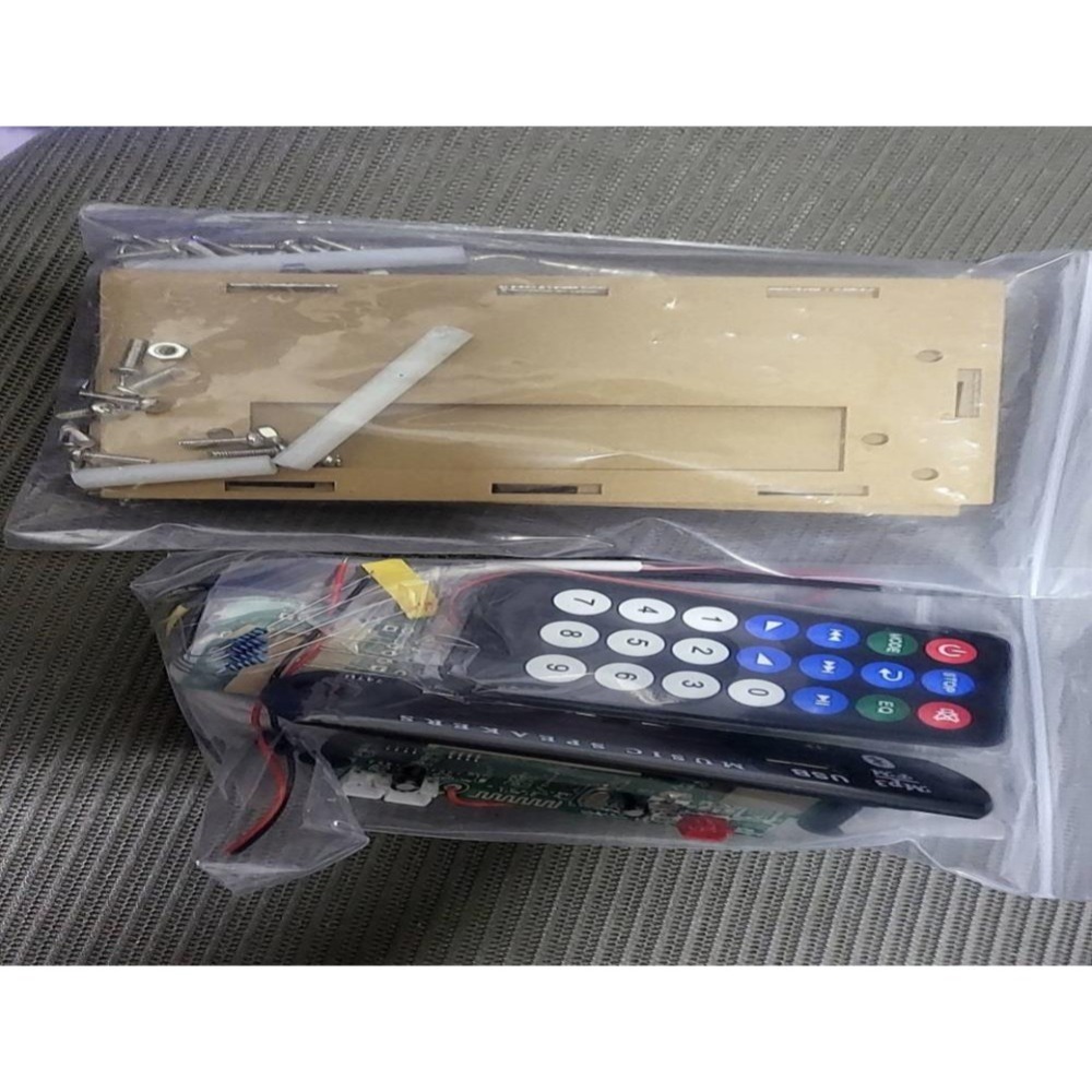 台中現貨新款HU-075收音機DIY套件零件包 功放帶頻譜 FM FM收音USB TF AUX音頻線插口-細節圖4