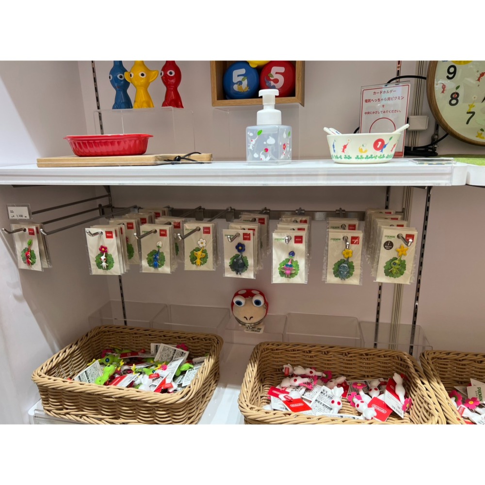 現貨 正版日本任天堂專賣店 皮克敏吊飾 皮克敏徽章別針-細節圖4