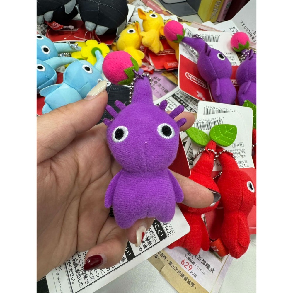 現貨 正版日本任天堂專賣店 皮克敏吊飾 皮克敏徽章別針-規格圖6