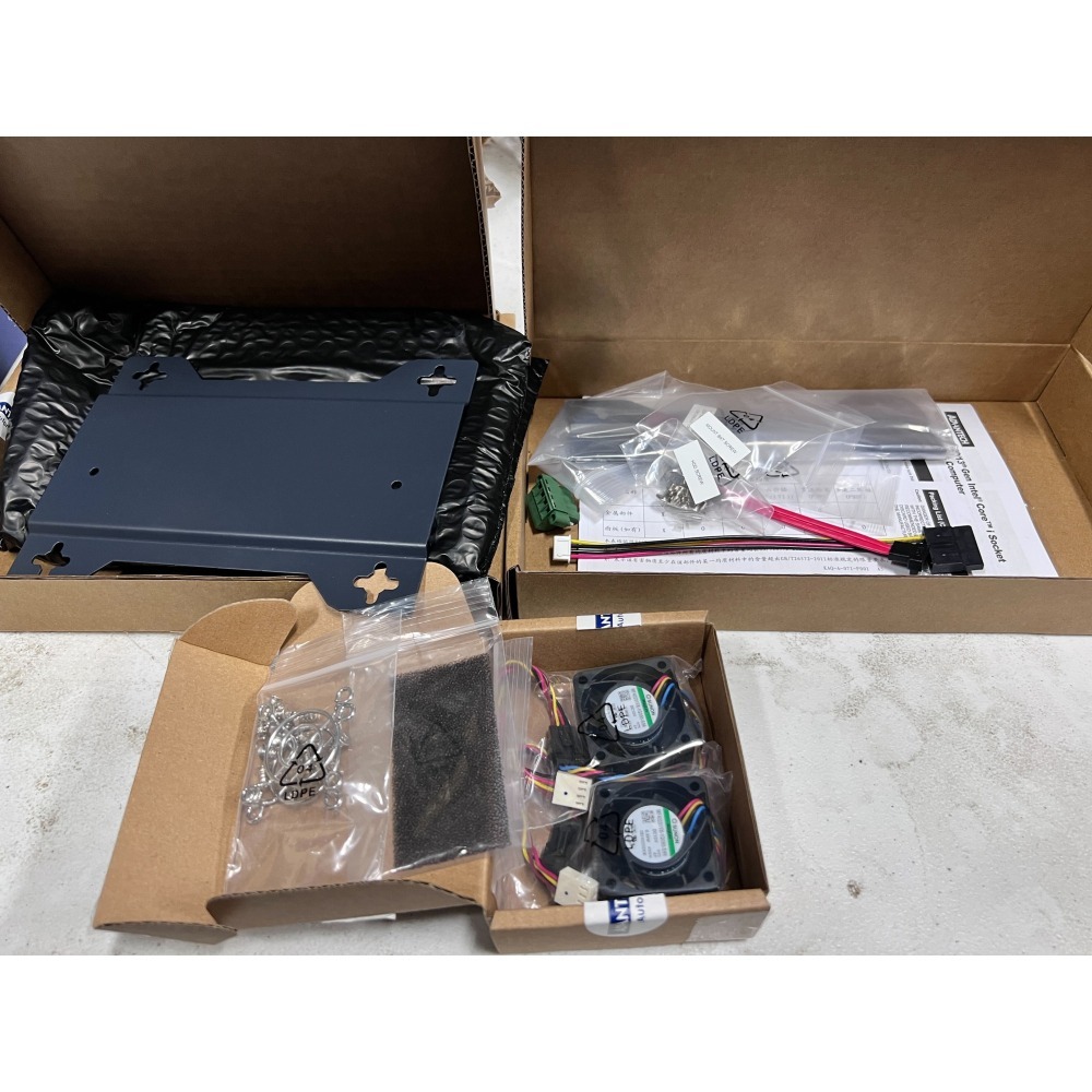 [現貨] 研華工業電腦 IPC-i7-12700E 2.1G/ 16G DDR5/ 256G SSD-細節圖4