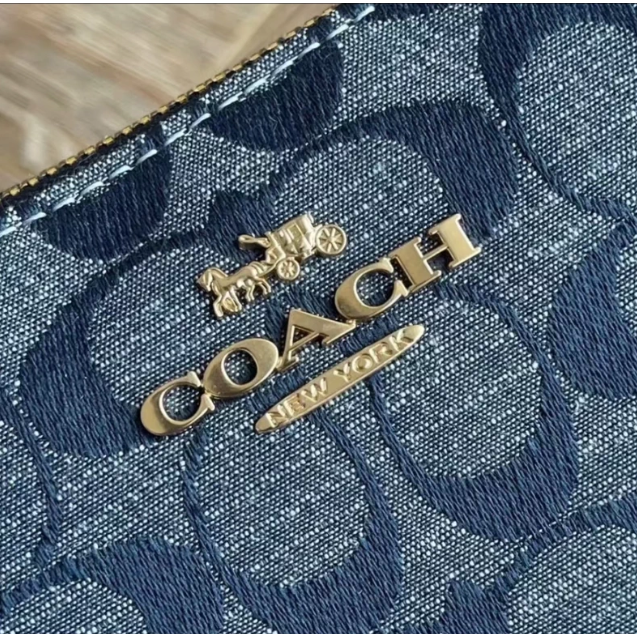 Coach蔻馳Teri25經典老花香布蕾chambray腋下包單肩包丹寧藍色-細節圖4