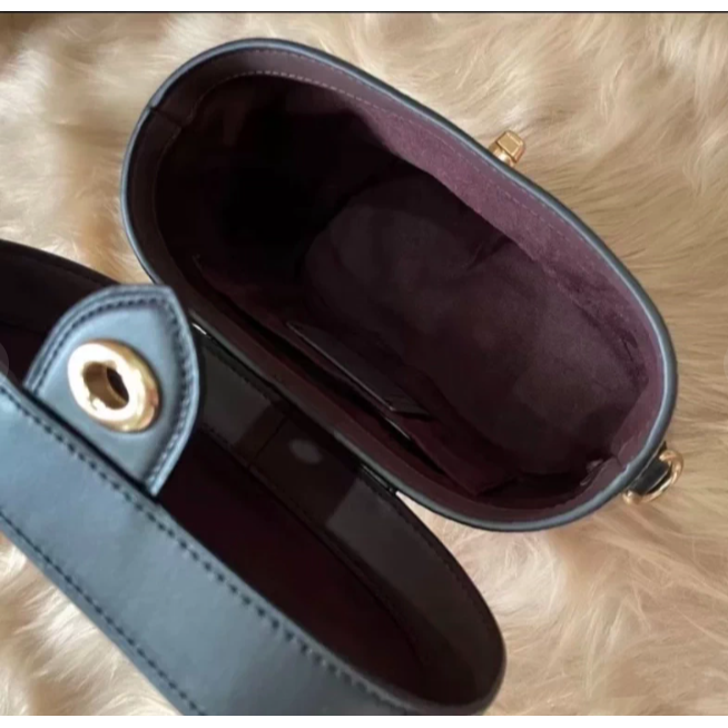 COACH/蔻馳 百分百閑置全新實拍化妝包盒子包桶包單肩斜挎女包-細節圖5