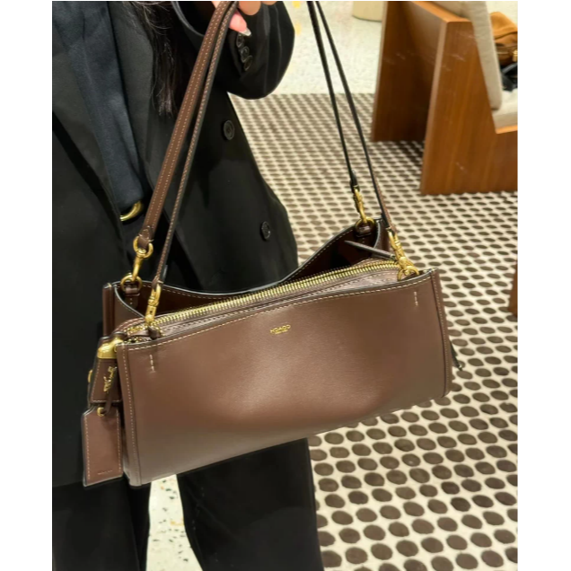 COACH蔻馳Rogue 34單肩包，經典1941高定系列購入-細節圖4