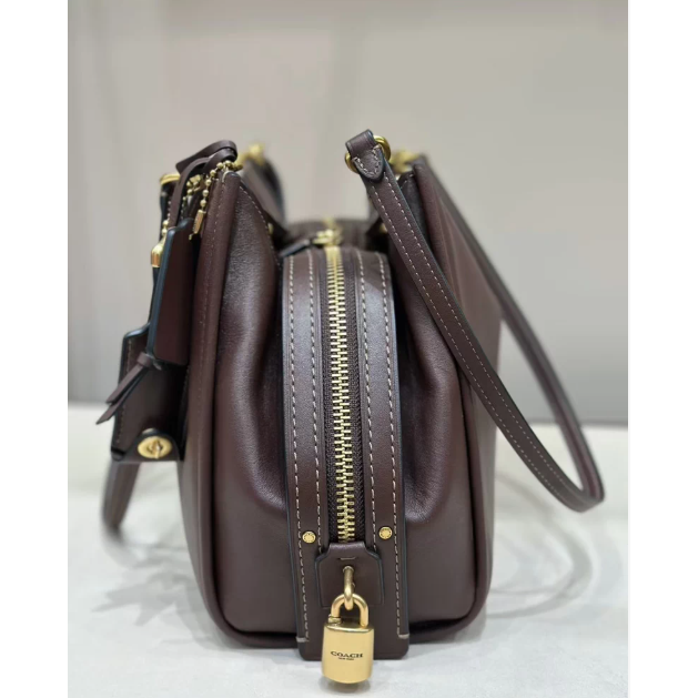 全新COACH 蔻馳Rogue系列單肩包-細節圖7