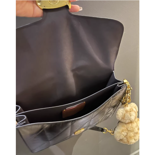 coach 蔻馳Chain Tabby黑色油蠟皮包 配金色鏈條  頂配軟包-細節圖4