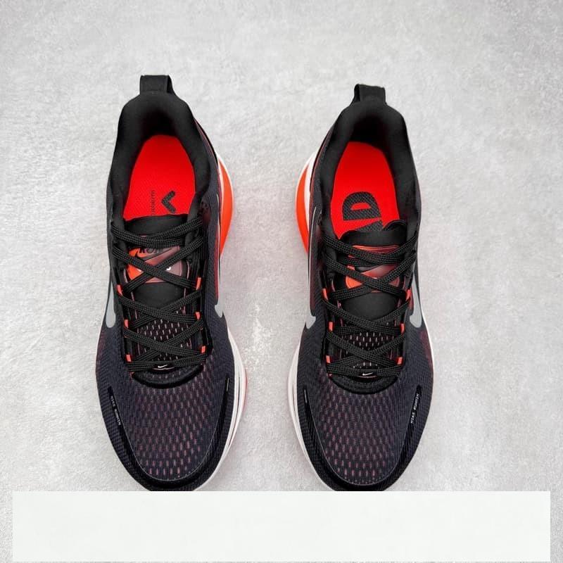 Nike Air Zoom Vomero 18 輕便舒適公路跑步 休閒運動慢跑 C2東東-細節圖2