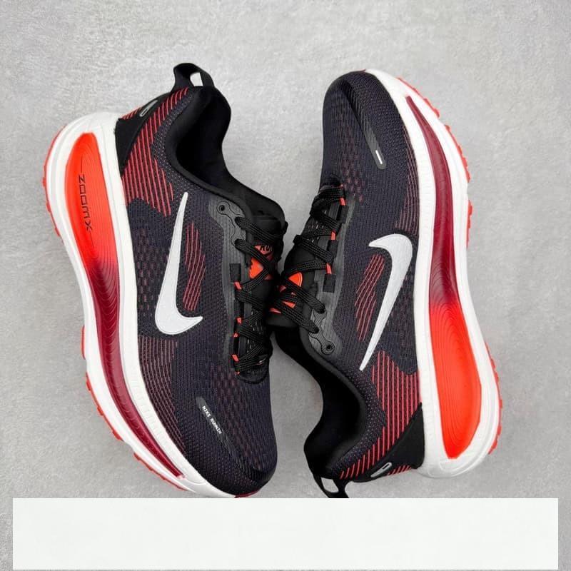 Nike Air Zoom Vomero 18 輕便舒適公路跑步 休閒運動慢跑 C2東東-細節圖3
