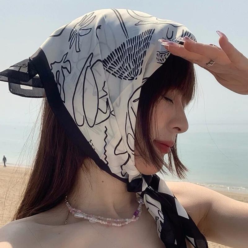 方巾 絲巾 頭巾 領巾 手繪 塗鴉 現貨 韓系 拼接 髮飾 棋盤格 簡約 黑白 配飾 春夏 SA008-細節圖3