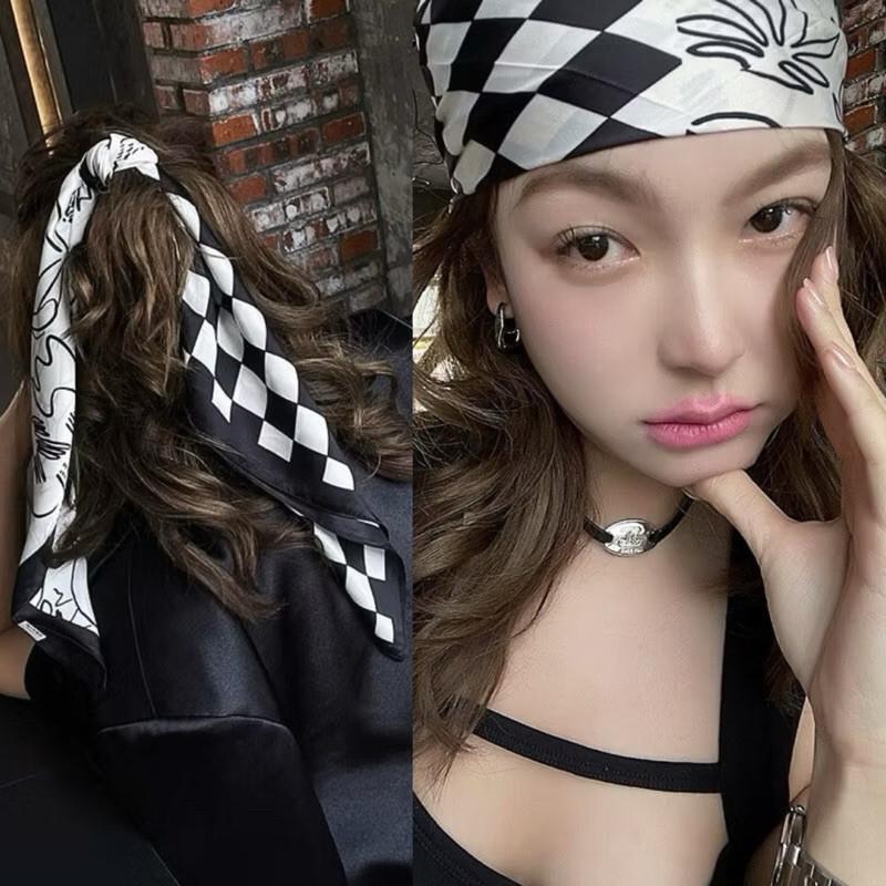 方巾 絲巾 頭巾 領巾 手繪 塗鴉 現貨 韓系 拼接 髮飾 棋盤格 簡約 黑白 配飾 春夏 SA008-細節圖7