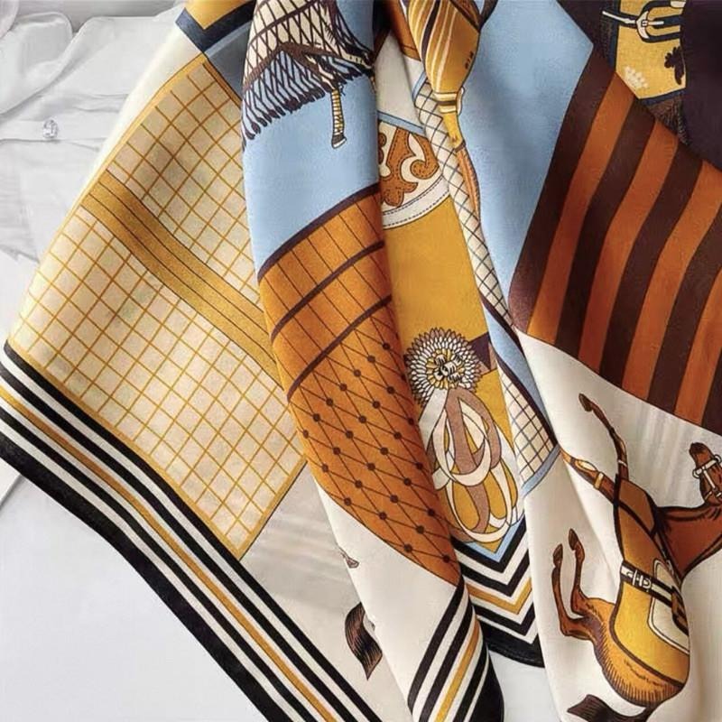 領巾 方巾  頭巾 大馬 格紋 現貨 簡約 質感 貴婦 頭巾 高級 駿馬 髮帶 包巾 脖圍 小方巾 時尚 SA061-細節圖5