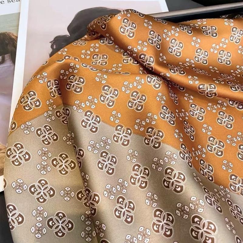 方巾 絲巾 頭巾 領巾 滿版 老花 現貨 質感 髮帶 拼色 包巾 脖圍  小方巾 時尚 質感 氣質 韓系 SA060-細節圖4