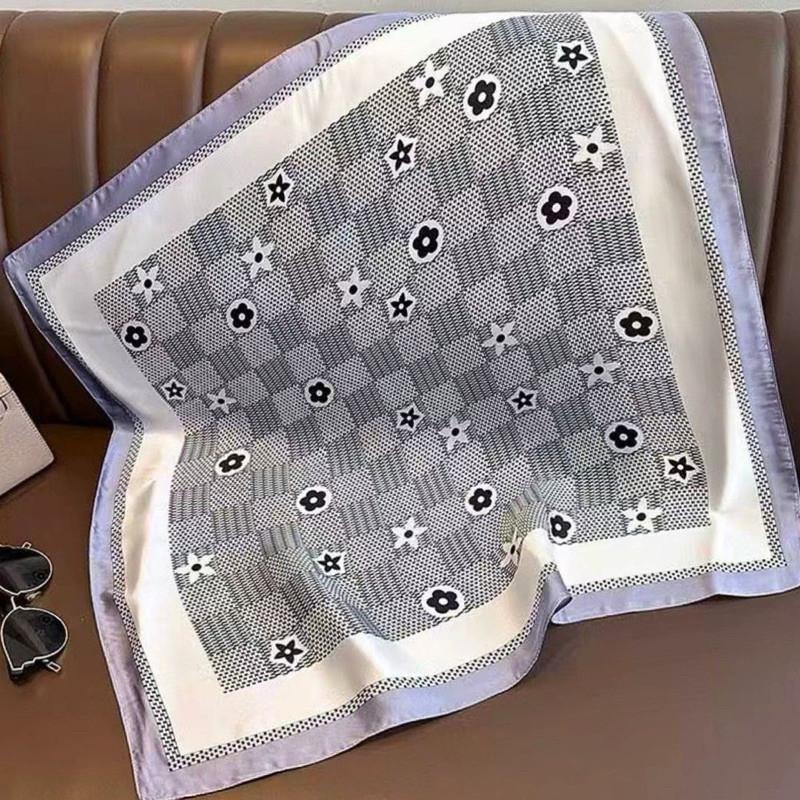 方巾 絲巾 領巾 頭巾 紫色 格紋 小花 現貨 簡約 質感 髮帶 包巾 花朵 脖圍 飾品 小方巾 SA051_2-細節圖5