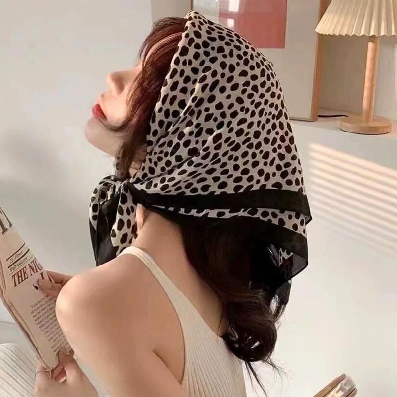 豹點 方巾 絲巾 豹紋 領巾 現貨 頭巾 簡約 質感 髮帶 包巾 脖圍 飾品 小方巾 時尚 氣質 韓系 SA057-細節圖2