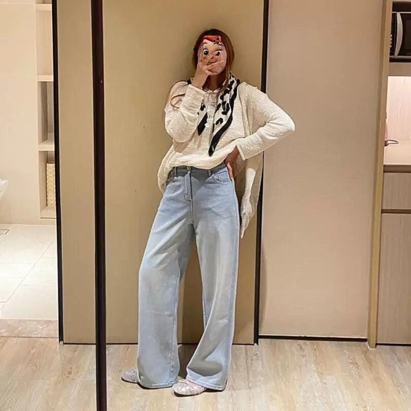 大豹紋 方巾 絲巾 領巾 頭巾 現貨 白色 簡約 質感 貴婦 髮帶 包巾 脖圍 飾品 小方巾 時尚 SA062_1-細節圖6