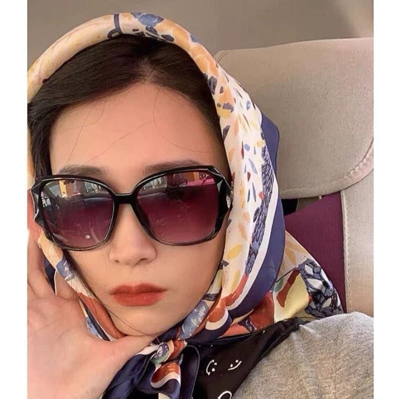 塗鴉風 方巾 絲巾 頭巾 現貨 拼接 簡約 質感 領巾 髮帶 春夏 包巾 脖圍 配件 彩色 SA055-細節圖6