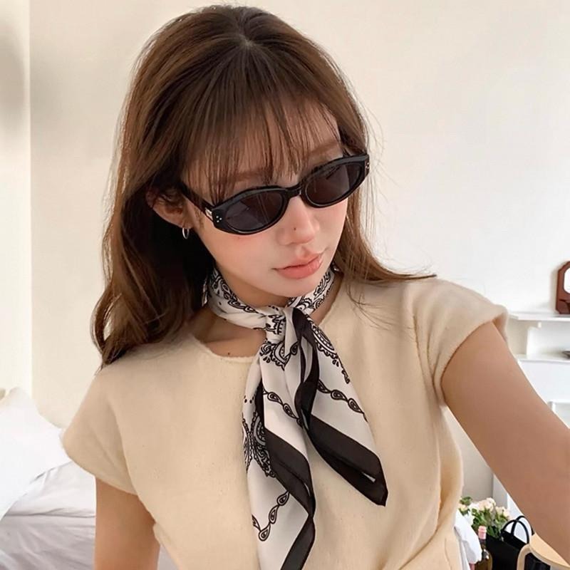 腰果花 方巾 絲巾 頭巾 現貨 黑白 拼色 拼接 簡約 質感 領巾 髮帶 復古 夏天 脖圍 飾品 配件 SA049-細節圖3