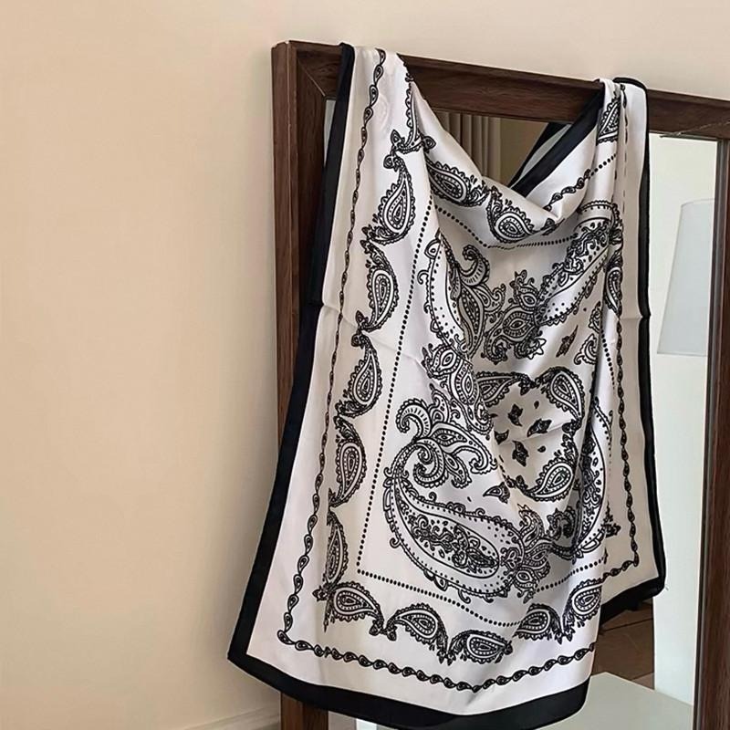 腰果花 方巾 絲巾 頭巾 現貨 黑白 拼色 拼接 簡約 質感 領巾 髮帶 復古 夏天 脖圍 飾品 配件 SA049-細節圖6