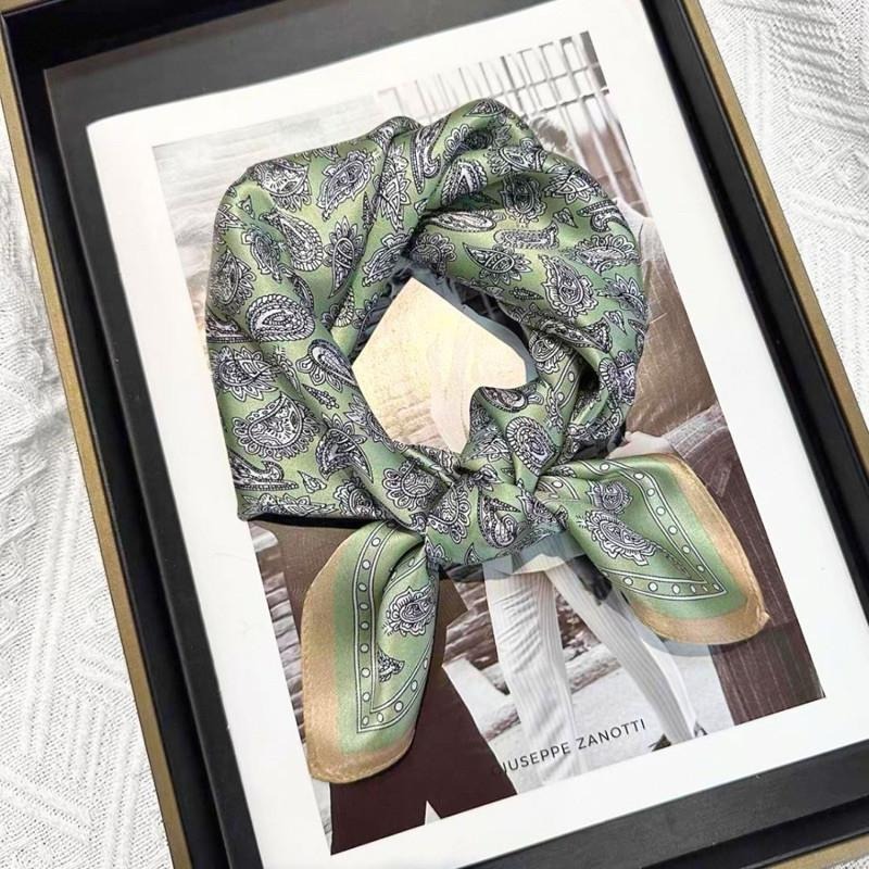 淺綠 小腰果花 方巾 絲巾 領巾 現貨 頭巾 春夏 質感 髮帶 包巾 配飾 飾品 可愛 氣質 SA056-細節圖3