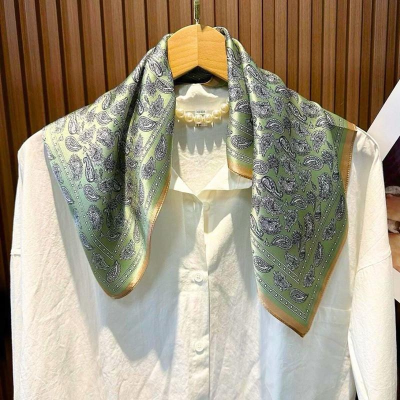 淺綠 小腰果花 方巾 絲巾 領巾 現貨 頭巾 春夏 質感 髮帶 包巾 配飾 飾品 可愛 氣質 SA056-細節圖4