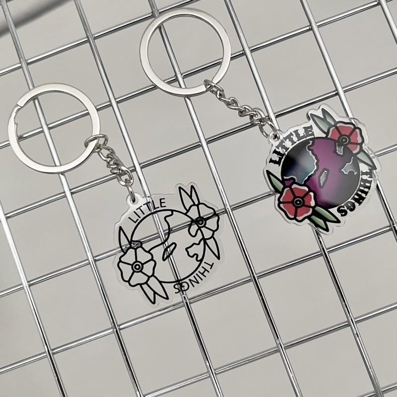 鑰匙圈 防水鑰匙圈 壓克力鑰匙圈 現貨 實拍 小東西工作室 彩色 透明 地球 壓克力 掛件 吊飾 配件-細節圖2