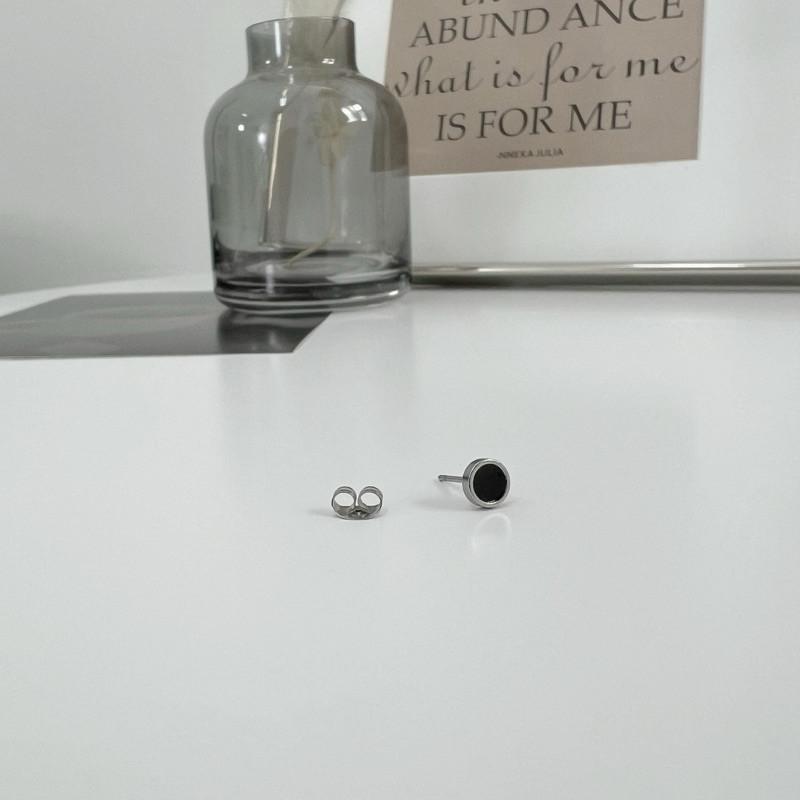 現貨 實拍 入門款 黑色 小圓形 耳釘 鈦鋼 耳環 男 韓系-細節圖6