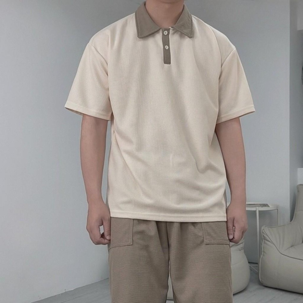 現貨 實拍 鹽系男 休閒套裝 短袖 短褲 素面 奶茶色 杏色 摩卡 淺杏 polo衫 華夫格 紋理 SCS002-細節圖2