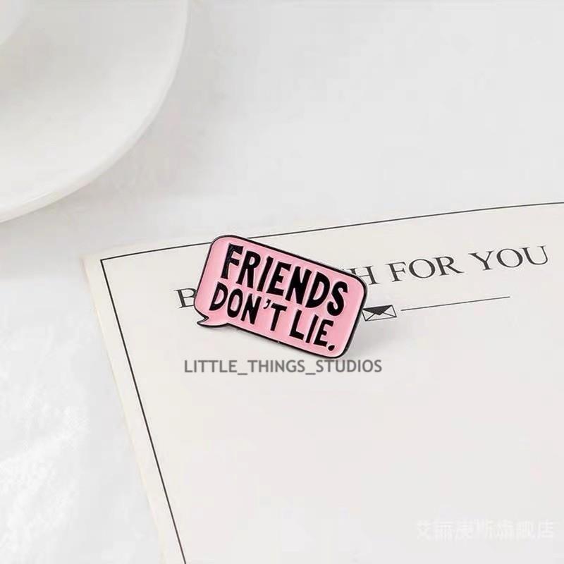 現貨 Friends Don’t lie 徽章 胸章 怪奇物語 朋友不說謊 美式復古 粉紅色-細節圖3