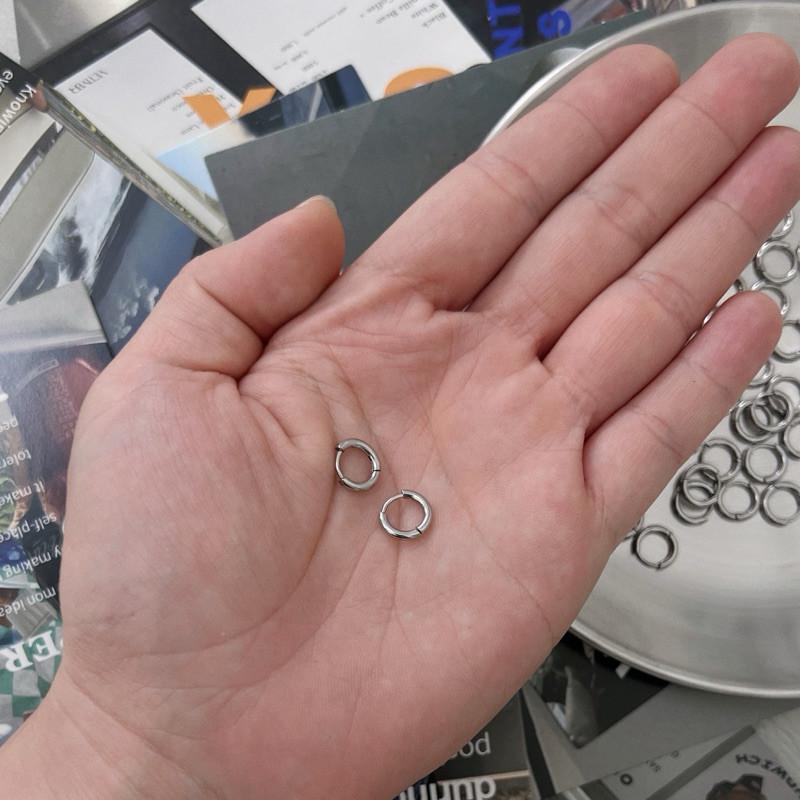 現貨 實拍 超迷你系列 小圓圈耳環 鈦鋼 耳環 耳骨環 超迷你-細節圖2