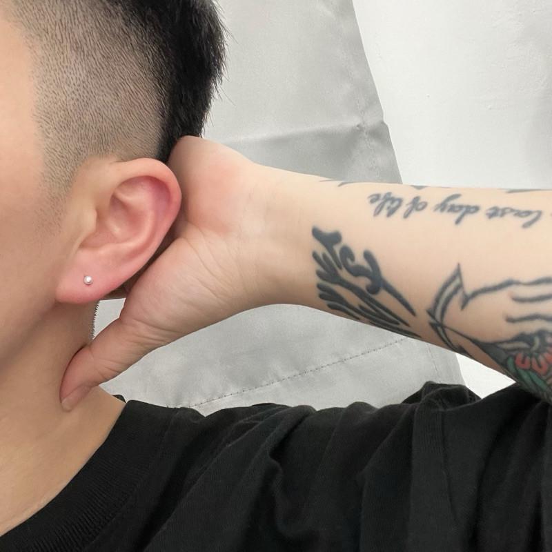 現貨 實拍 超迷你 珍珠耳環 簡約 珍珠 鈦鋼 耳環 耳釘 迷你耳環 小耳環 通體鈦鋼 純鋼 男生 女生 小珍珠-細節圖3