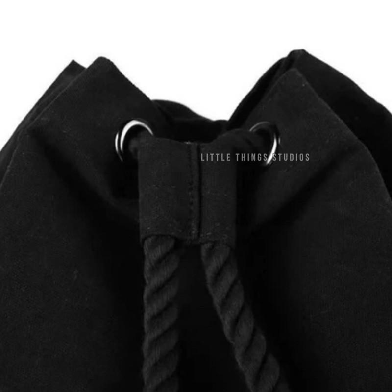 現貨 韓國品牌設計 大容量 水桶包 拳擊包 後背包 束口 筒包-細節圖2