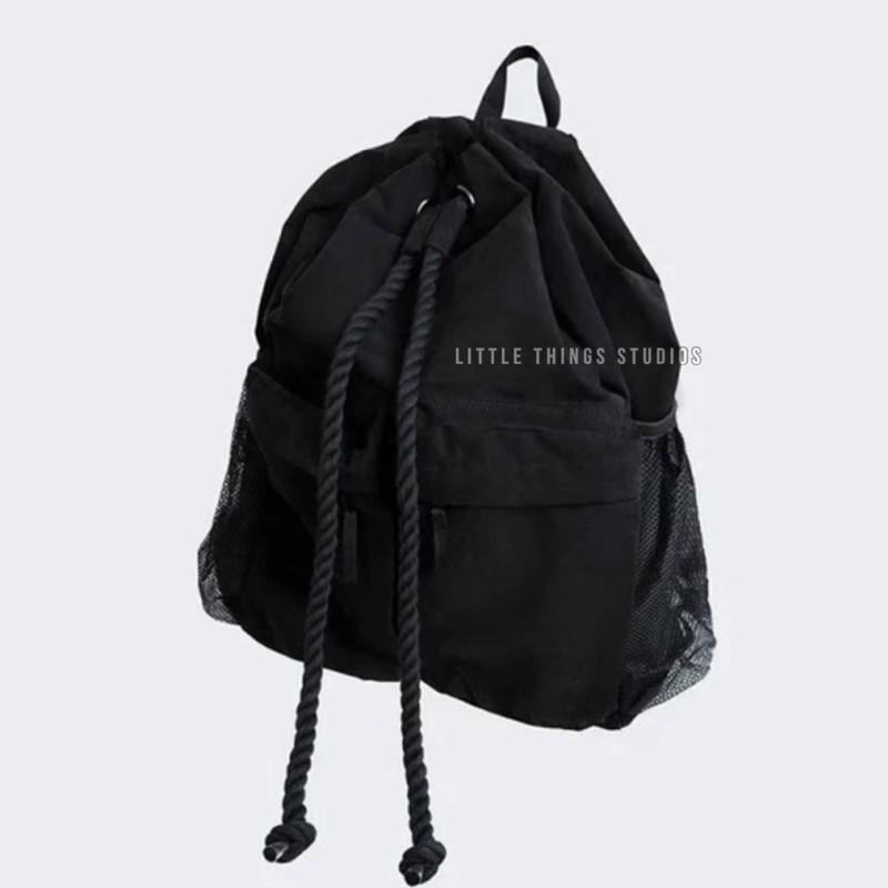 現貨 韓國品牌設計 大容量 水桶包 拳擊包 後背包 束口 筒包-細節圖3