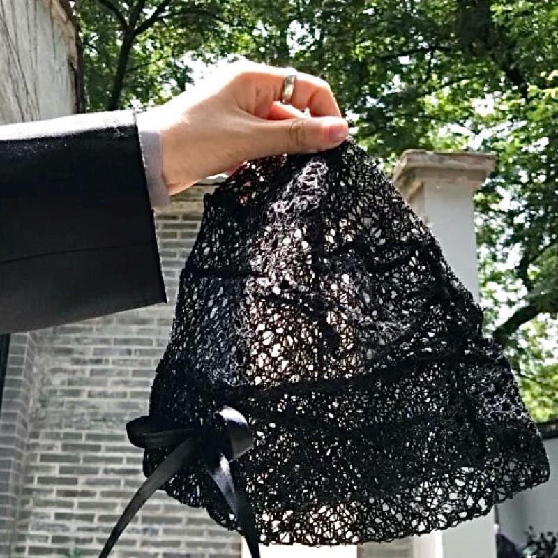 現貨 蝴蝶結 蕾絲包頭帽 鏤空 堆堆帽 Jennie 辣妹 韓系 彈性 針織帽 包頭 名媛風 設計感 包臉帽 時尚 女生-細節圖5