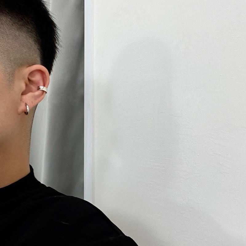 現貨實拍 韓國空運 內凹弧面 微皺 耳釦 耳夾 耳骨夾 無耳洞 純銀 s925-細節圖3