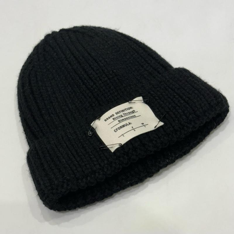 現貨 實拍 隨性布標 毛帽 保暖 針織帽 黑色 護耳帽 防寒-細節圖2