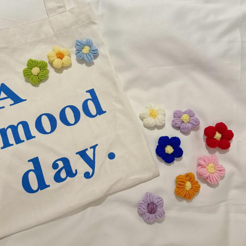 現貨 實拍 11色 毛線 小花 徽章 多巴胺 針織 別針 胸章 背包飾品-細節圖2