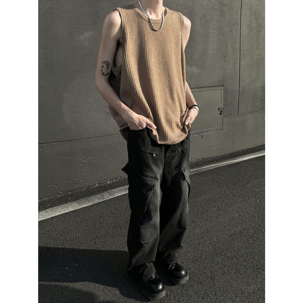 現貨 3色 素面坑條 針織背心 無袖 上衣 涼感 男裝 內搭 秋天 背心 鬆弛感-細節圖7