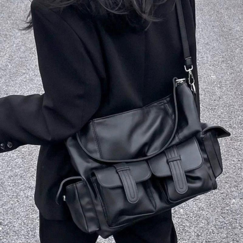 現貨 多口袋 垂墜包 皮革 男肩包 水餃包 肩背包 側背包 黑色 男生 韓系 兩用 SB006-細節圖5