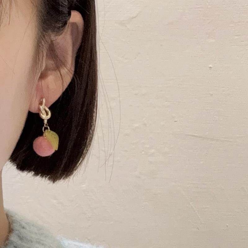 現貨 實拍 韓國空運 絨毛櫻桃 垂墜 耳環 韓系 女 韓國飾品 少女-細節圖2