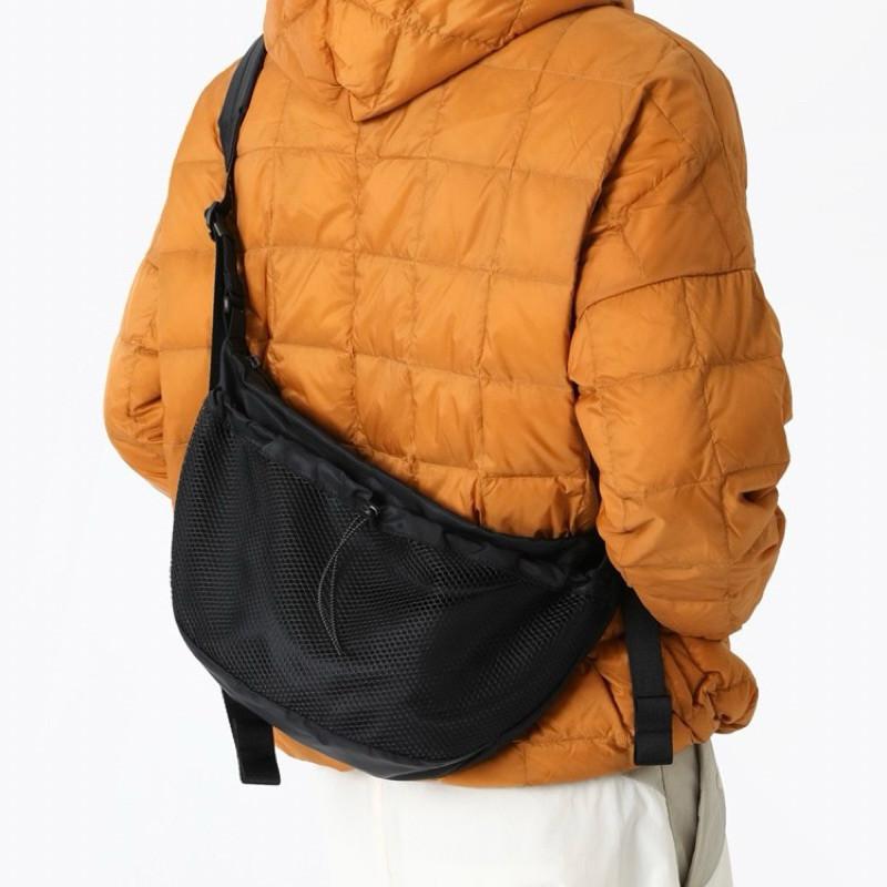 現貨 3色 雙層網袋 男肩包 斜背包 半月包 郵差包 大容量 道士包-細節圖2