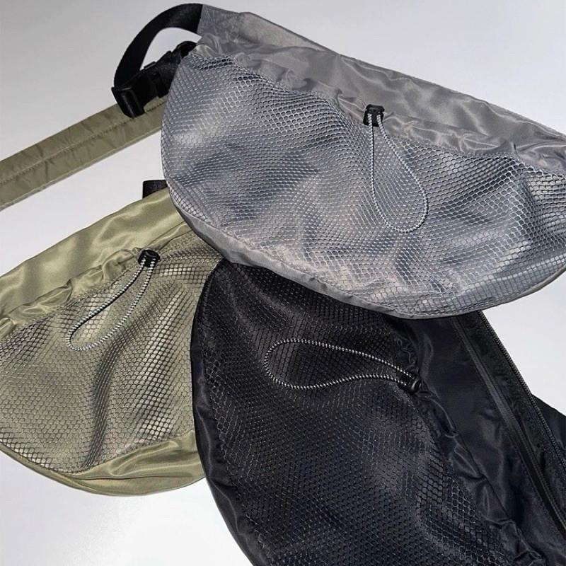 現貨 3色 雙層網袋 男肩包 斜背包 半月包 郵差包 大容量 道士包-細節圖4