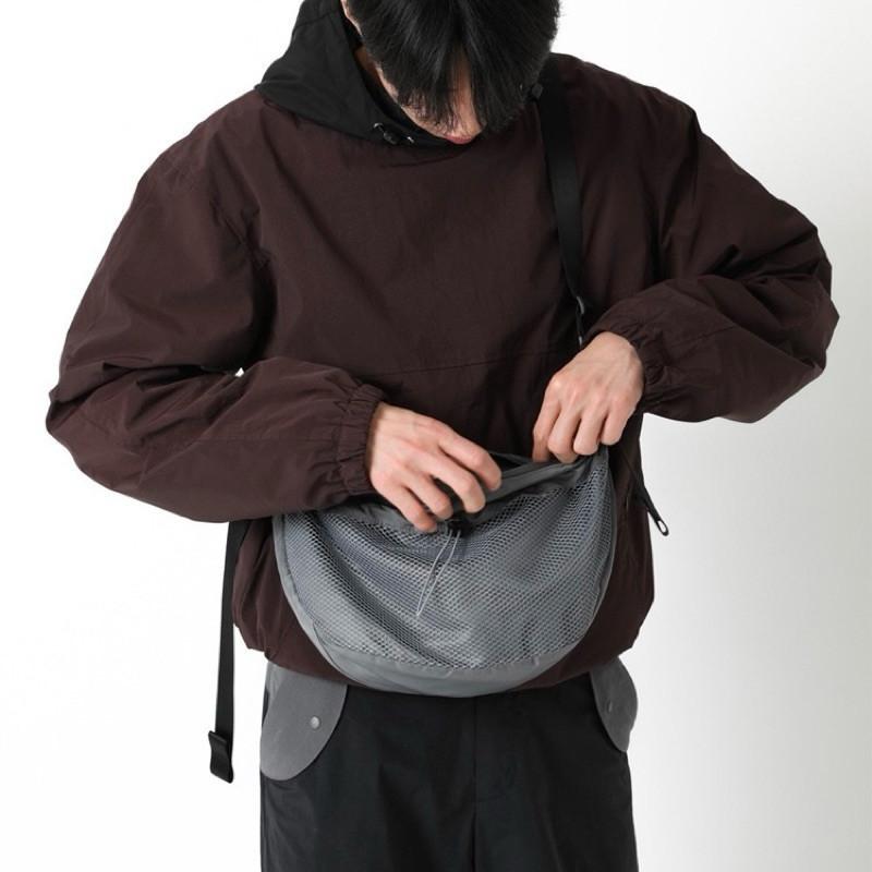 現貨 3色 雙層網袋 男肩包 斜背包 半月包 郵差包 大容量 道士包-細節圖8